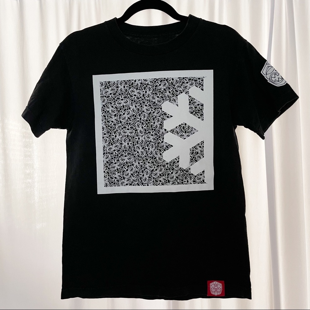 Farmers Market Hawaii collaboration with Island Snow t-shirt